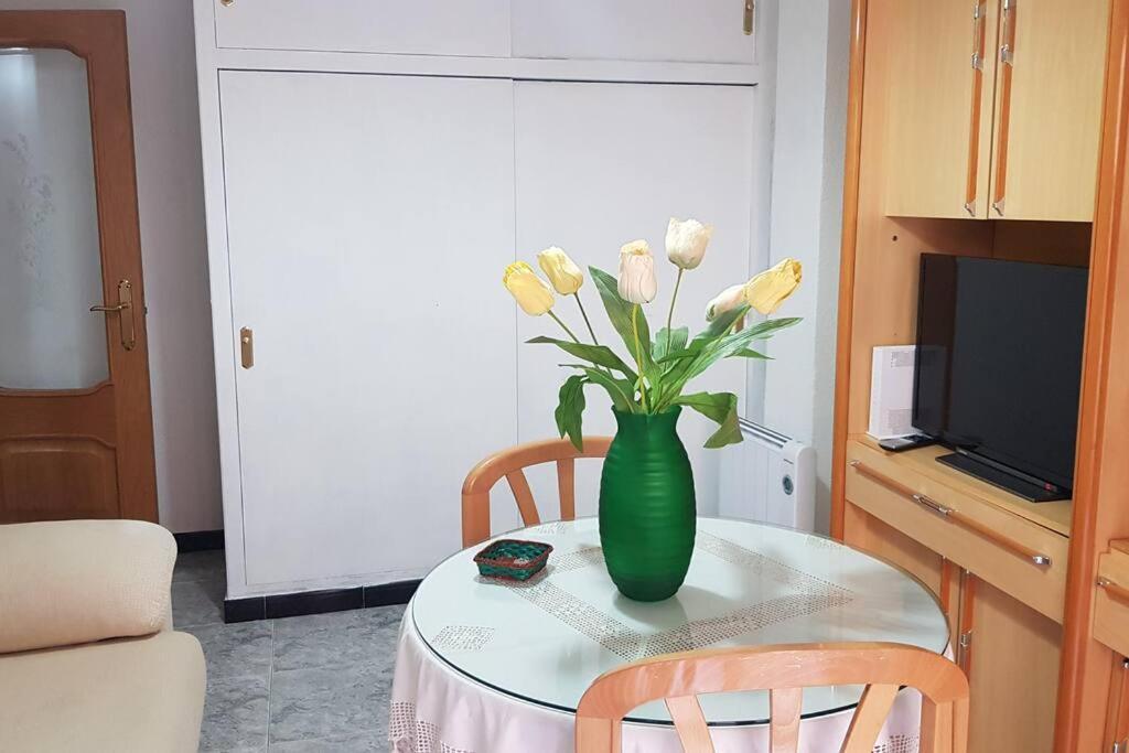 Apartamento Armonia:Centrico, Tranquilo Y Acogedor Elda Exterior foto